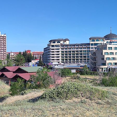 Umi Apartments Сонячний Берег Екстер'єр фото